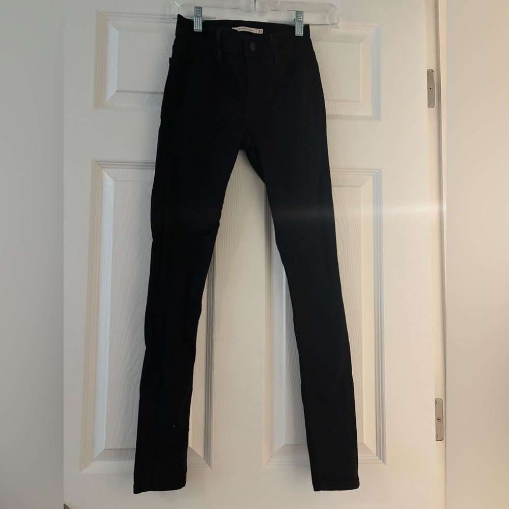 Levi's Women's Black Straight Leg Jeans